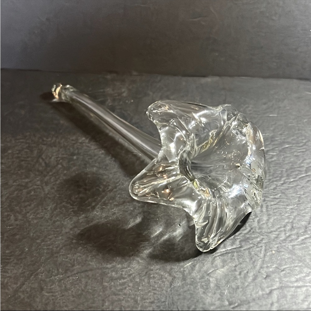 Art Glass Flower Hand Blown Vase Vintage Decor Lily